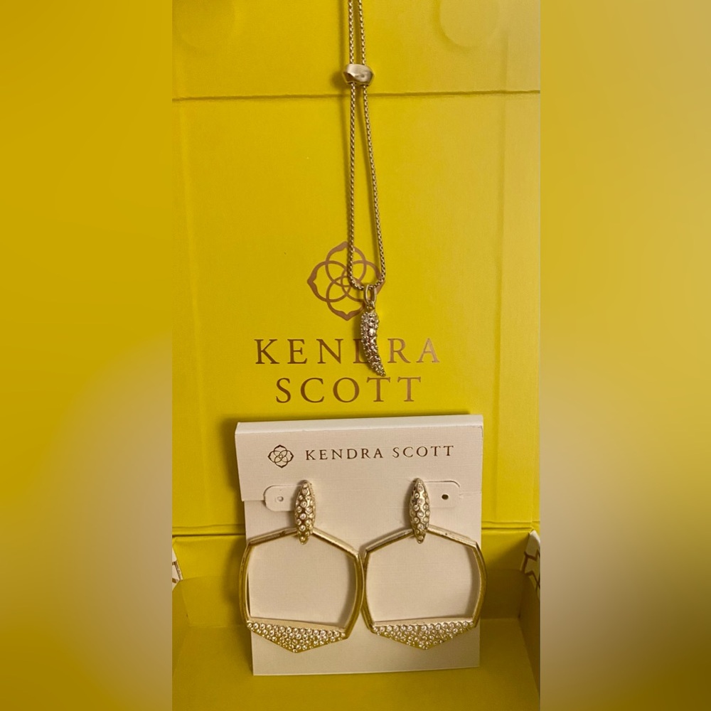 Kendra Scott Gold Necklace and Earrings Set